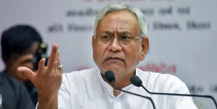 धीरेंद्र शास्त्री के ‘हिंदू राष्ट्र’ पर नीतीश कुमार का जवाब- यह संभव ही नहीं, हर धर्म का बराबर सम्मान