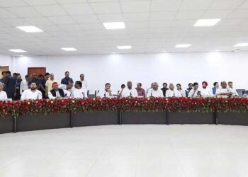 खड़गे बोले- हम सब साथ हैं, 2024 में BJP की हार पक्की