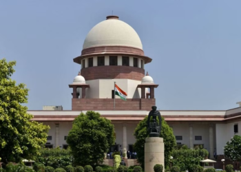 रेप पीड़िता की कुंडली जांच के आदेश पर सुप्रीम कोर्ट ने लगाई रोक, युवती को मांगलिक बताकर शादी से आरोपी ने किया था मना