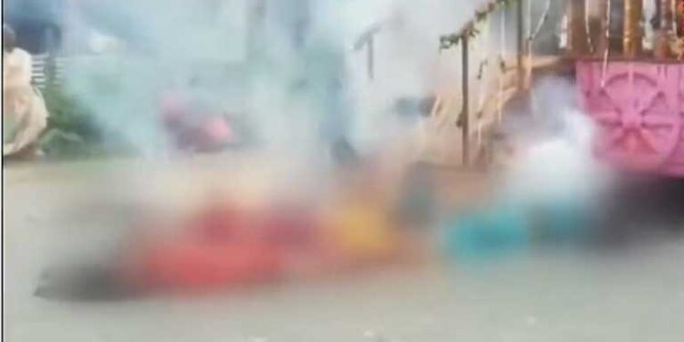 त्रिपुरा में रथ यात्रा के करंट की चपेट में आने से 6 लोगों की मौत, 15 से ज्यादा घायल