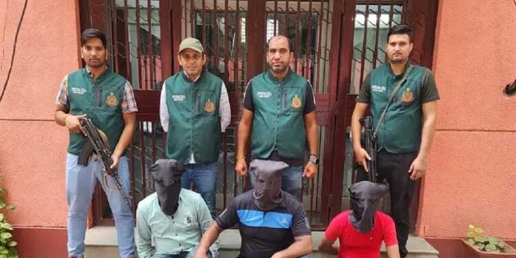 दिल्ली में लॉरेंस बिश्नोई के 3 शार्प शूटर्स गिरफ्तार,  बिजनेसमैन से मांगी थी 20 लाख की रंगदारी