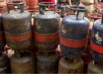 कमर्शियल एलपीजी गैस सिलेंडर की कीमतों में 7 रुपए प्रति सिलेंडर की बढ़ोतरी