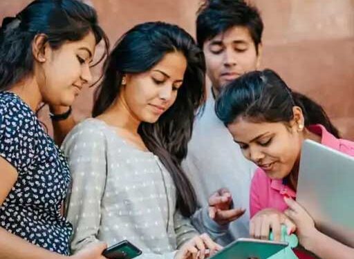 अनुसूचित जाति और अनुसूचित जनजाति के अभ्यर्थियों को सिविल सेवा प्रोत्साहन योजना के तहत सहायता