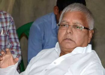 आरजेडी सुप्रीमो लालू प्रसाद यादव और उनके परिवार की 6 करोड़ 2 लाख रुपए की संपत्ति जब्त