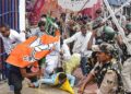 पटना में बीजेपी के मार्च  में हंगामा, पुलिस ने चलाई लाठियां, एक नेता की मौत