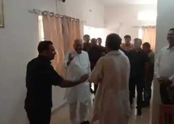 वित्तमंत्री विजय चौधरी से अचानक मिलने पहुंचे सीएम नीतीश