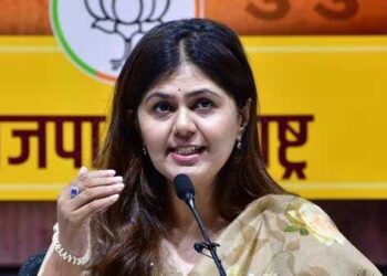 पंकजा मुंडे ने राजनीतिक करियर खत्‍म करने की साजिश का लगाया आरोप