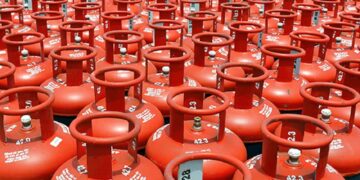 घरेलू रसोई गैस सिलेंडर पर 200 रुपये की सब्सिडी के प्रस्ताव को मंजूरी