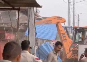 नूंह में  फिर बुलडोजर एक्शन, CM के निर्देश पर की गई कार्रवाई