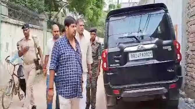 पूर्व MLC और लोजपा (रामविलास) के नेता हुलास पांडेय के बेटे की संदिग्ध मौत