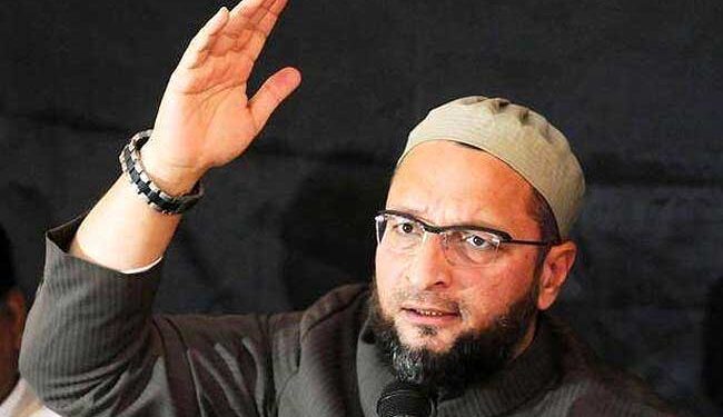 असदुद्दीन ओवैसी का मोदी सरकार पर चीन के सामने झुकने का आरोप