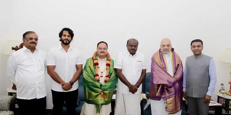 JDS ने BJP से मिलाया हाथ
