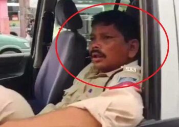 मध्य प्रदे में खाकी को शर्मसार कर देने वाला मामला सामने आया