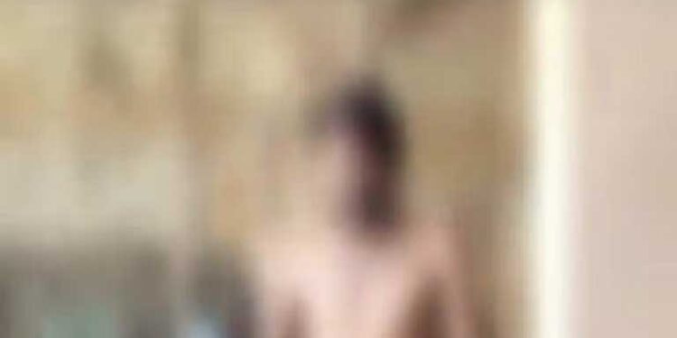 3000 रुपए के लिए व्यापारी को मंडी में नंगा घुमाया