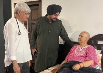 नवजोत सिद्धू ने कैंसर से जूझ रही पत्नी के दृढ़ संकल्प को किया साझा
