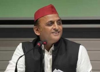 यूपी में जांच और दवा के अभाव में बेमौत मर रहे गरीब:अखिलेश यादव