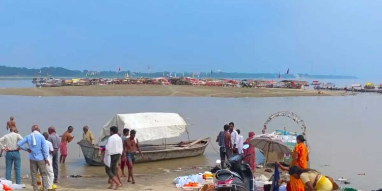 प्रयागराज जिले  में गंगा में डूबने से पांच किशोरों की मौत