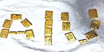 बेंगलुरू हवाईअड्डे से साेने की तस्‍करी करने के प्रयास में 3 गिरफ्तार