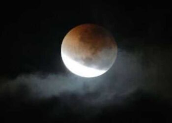 साल का आखिरी चंद्र ग्रहण आज रात