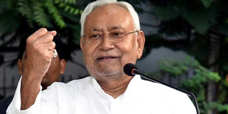 दुर्गा पूजा के पहले सरकारी कर्मचारियों को नितीश का तोहफा