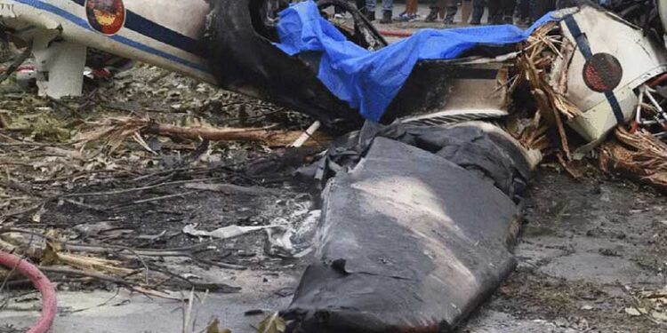 महाराष्ट्र के पुणे में ट्रेनिंग के दौरान  विमान हादसा