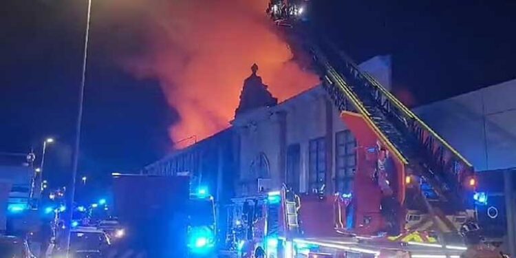 स्पेन के नाइट क्लब में आग लगने से 13 लोगों की मौत