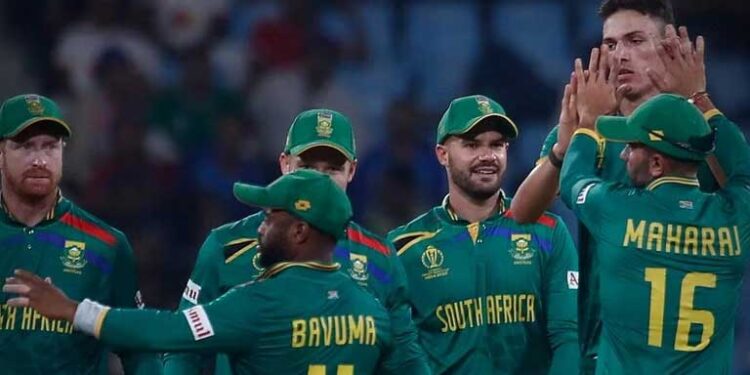 विश्व विजेता इंग्लैंड की वनडे में सबसे बड़ी हार