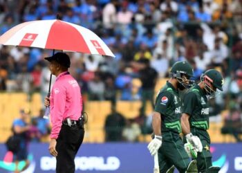 पाकिस्तान के सेमीफाइनल में पहुंचने की उम्मीद बरकरार