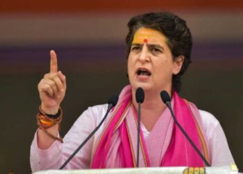 प्रियंका गांधी गाजा में दस हजार लोगों की मौत पर जताई चिंता