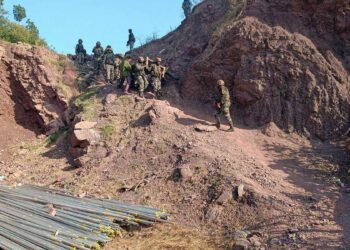 जम्मू-कश्मीर में मुठभेड़ में लश्कर का आतंकी मारा गया