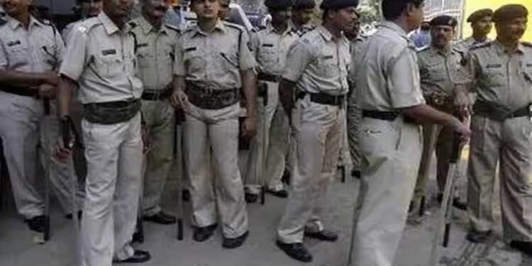 बंगाल के बारुईपुर में TMC नेता की हत्या के बाद तनाव