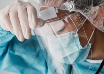 COVID के बढ़ने की आशंकाओं के बीच कर्नाटक सरकार अलर्ट