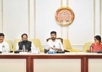 तेलंगाना में हुआ विभागों का बंटवारा