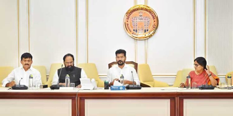 तेलंगाना में हुआ विभागों का बंटवारा