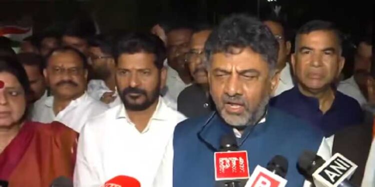 कांग्रेस ने तेलंगाना में सरकार बनाने का दावा पेश किया