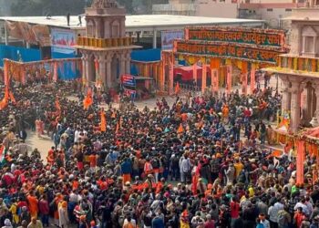 रामलला के दर्शन के लिए उमड़ा जनसैलाब