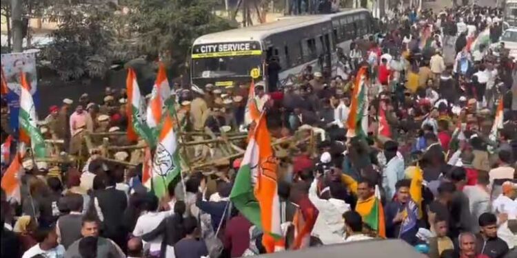 असम के गुवाहाटी में ‘भारत जोड़ो न्याय यात्रा’ को पुलिस ने रोका