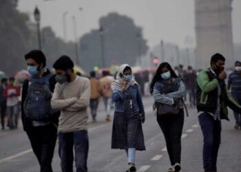 दिल्ली समेत ठिठुरा पूरा उत्तर भारत