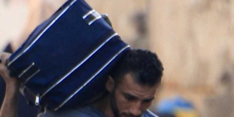 गाजा में मानवीय सहायता वितरण ठप