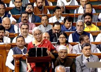 अंतरिम बजट पेश,इनकम टैक्स में नहीं मिली कोई राहत