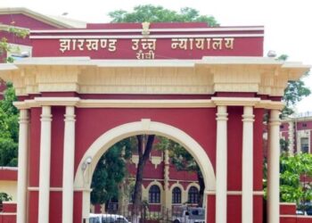 ईडी के अफसरों के खिलाफ केस निरस्त करने के लिए हाईकोर्ट में याचिका