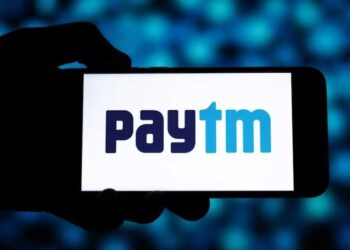 Paytm के शेयरों में 20 फीसदी की गिरावट