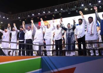 मोदी ईवीएम, ईडी, सीबीआई और आयकर विभाग के बिना कोई चुनाव नहीं जीत सकते-राहुल