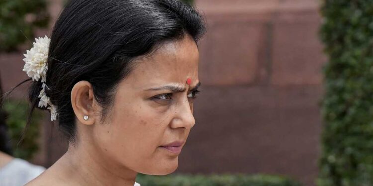 ईडी के सामने पेश नहीं हुईं महुआ मोइत्रा