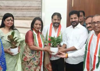 हैदराबाद की मेयर विजयलक्ष्मी कांग्रेस में शामिल