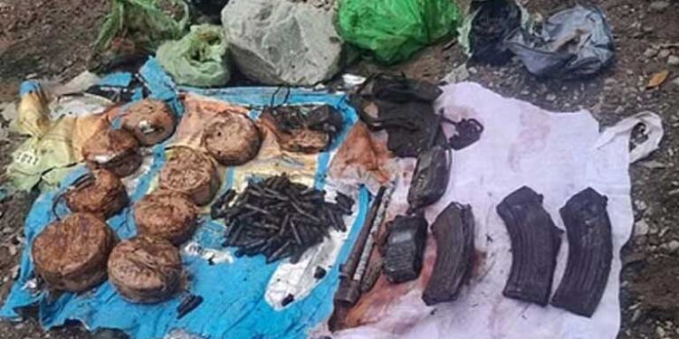 जम्मू-कश्मीर के राजौरी में सुरक्षा बलों का बड़ा एक्शन