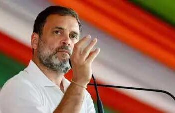 भारत निर्णायक मोड़ पर खड़ा है-राहुल