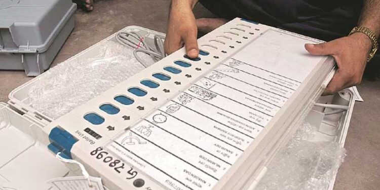 बिहार में दूसरे चरण में 5 संसदीय सीटों पर मतदान