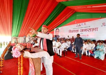 जहां दिखे भाजपाई, वहां बिछाओ चारपाई