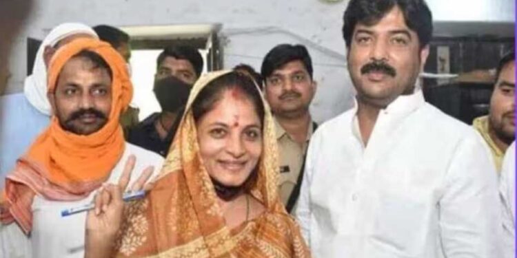 जौनपुर से पत्नी का टिकट कटने से धनन्जय सिंह बसपा से नाराज़